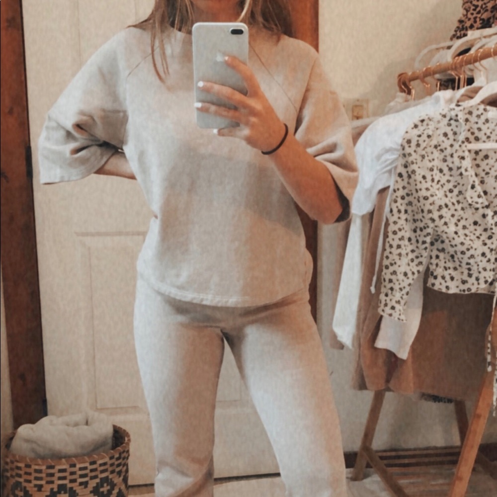 ENSMBL Beige Set - TOP
